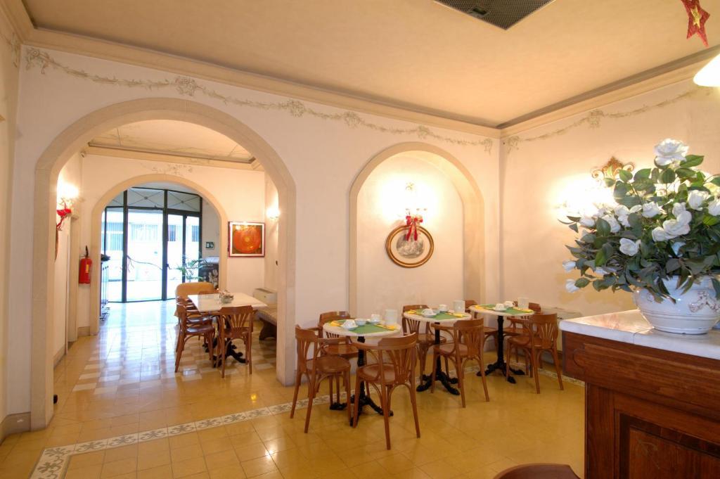Hotel Moderno Πίζα Εξωτερικό φωτογραφία