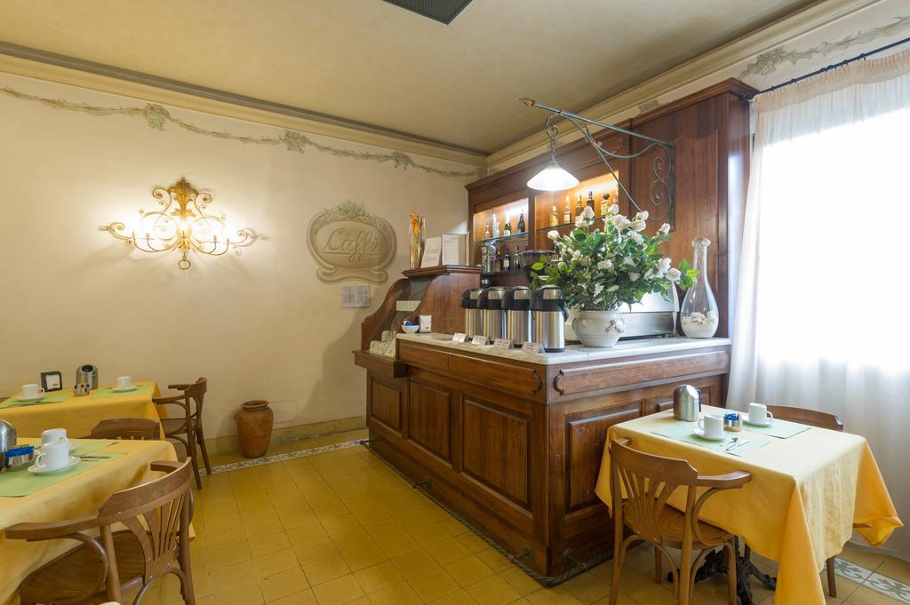 Hotel Moderno Πίζα Εξωτερικό φωτογραφία