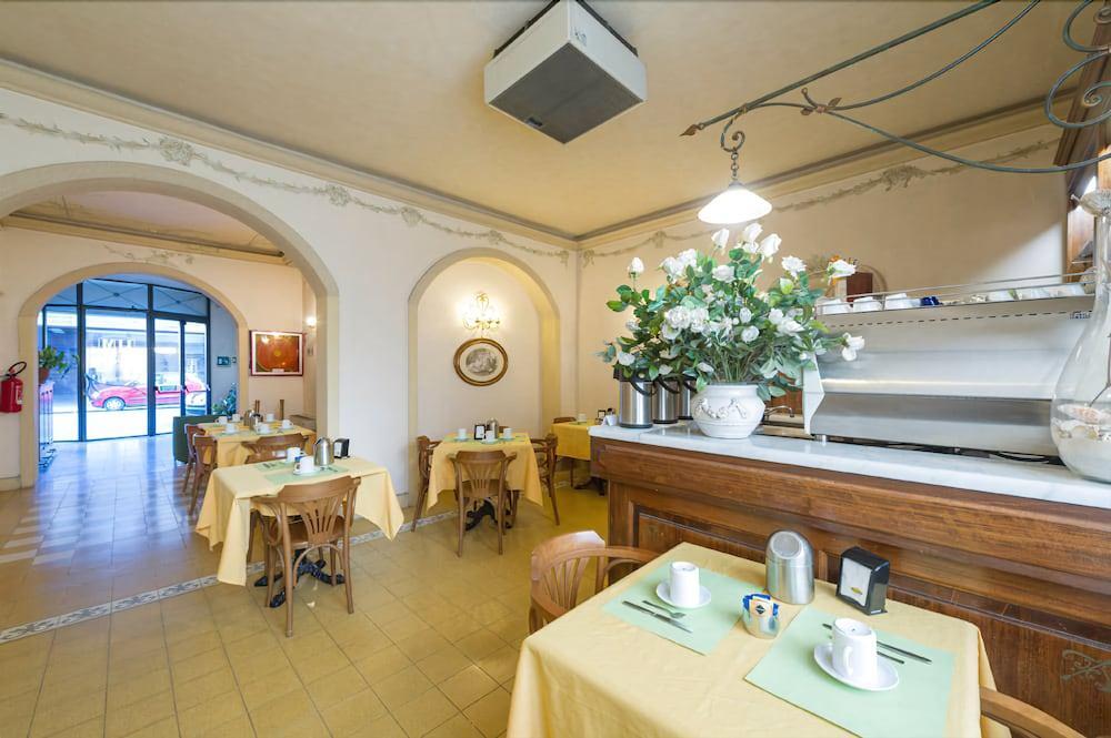 Hotel Moderno Πίζα Εξωτερικό φωτογραφία