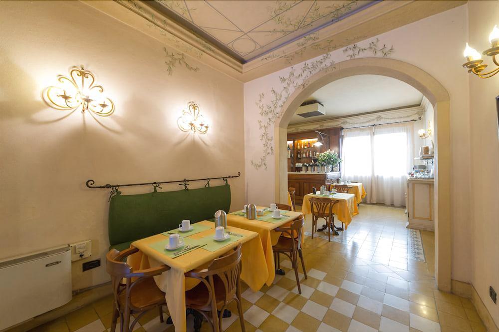 Hotel Moderno Πίζα Εξωτερικό φωτογραφία